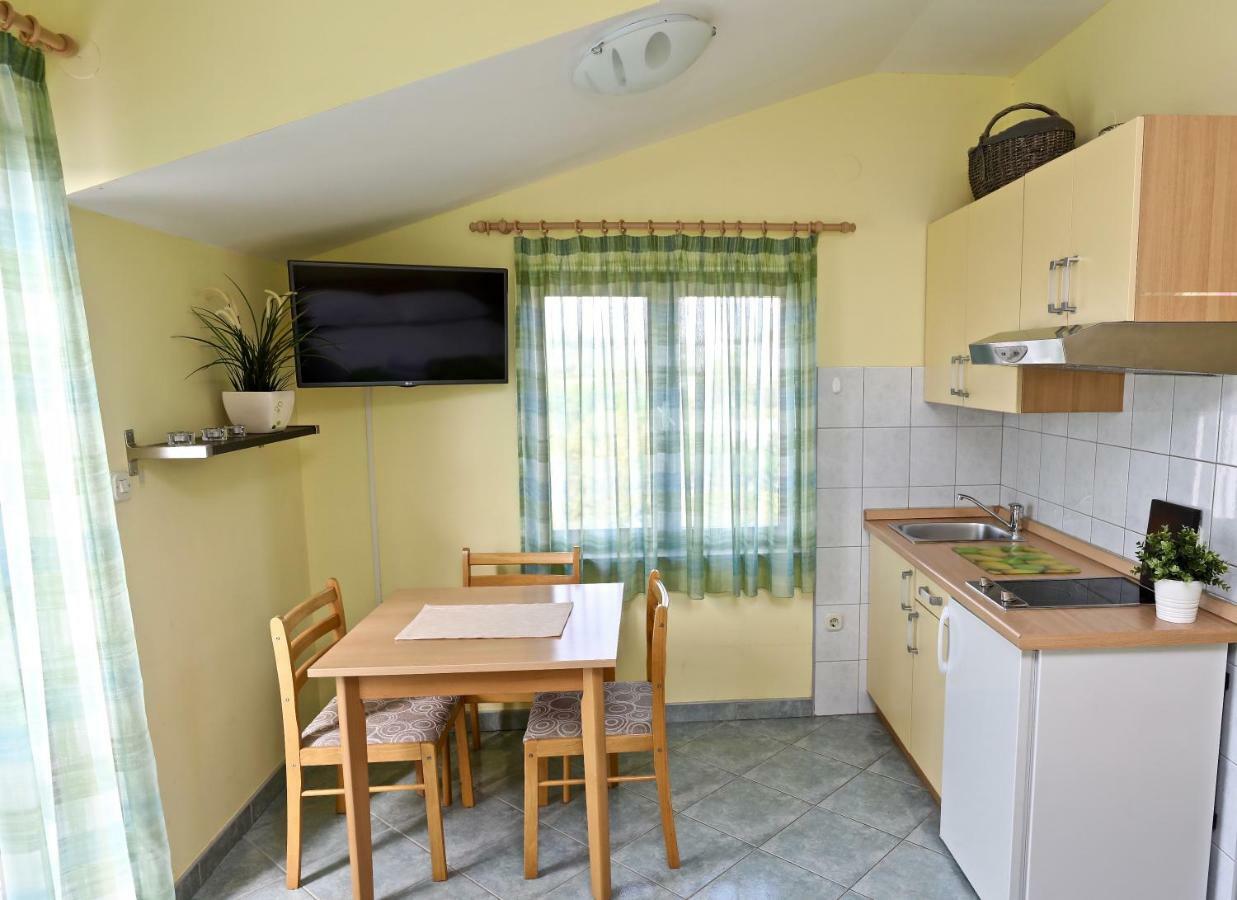 Ida Appartement Sućuraj